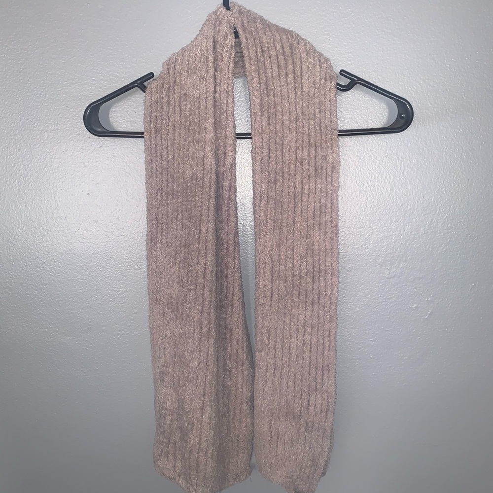 Gray scarf - Picture 1 of 2